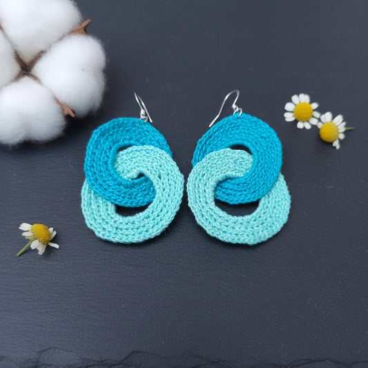 Earring infinite link